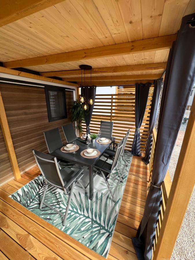 Mobile Homes Malu Biograd Na Moru Exteriér fotografie