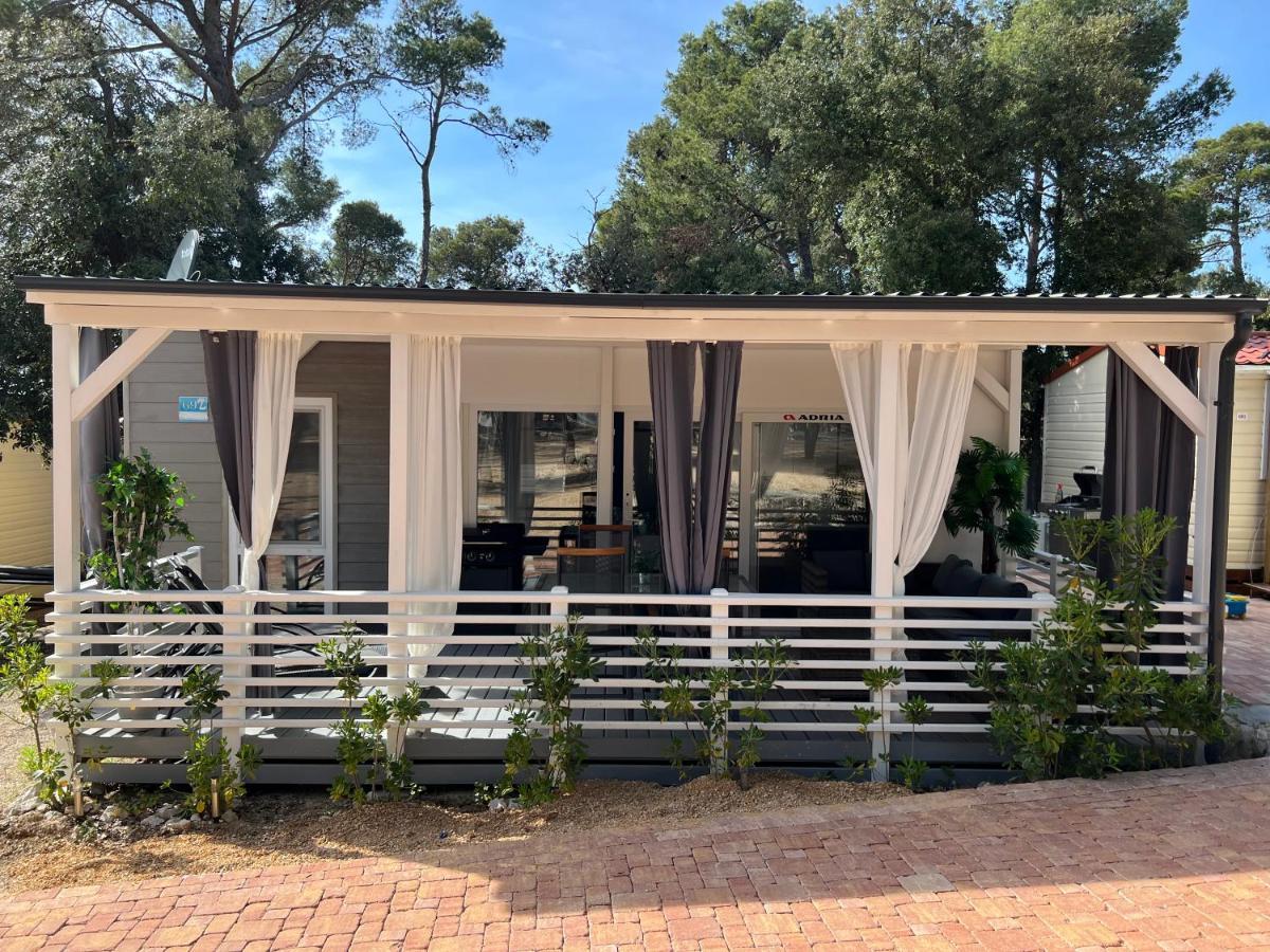 Mobile Homes Malu Biograd Na Moru Exteriér fotografie